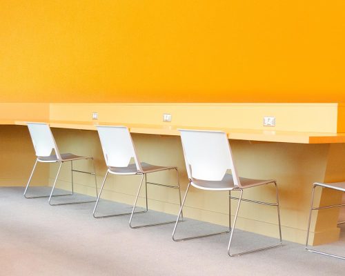 pacific-office-interiors-581359-unsplash.jpg